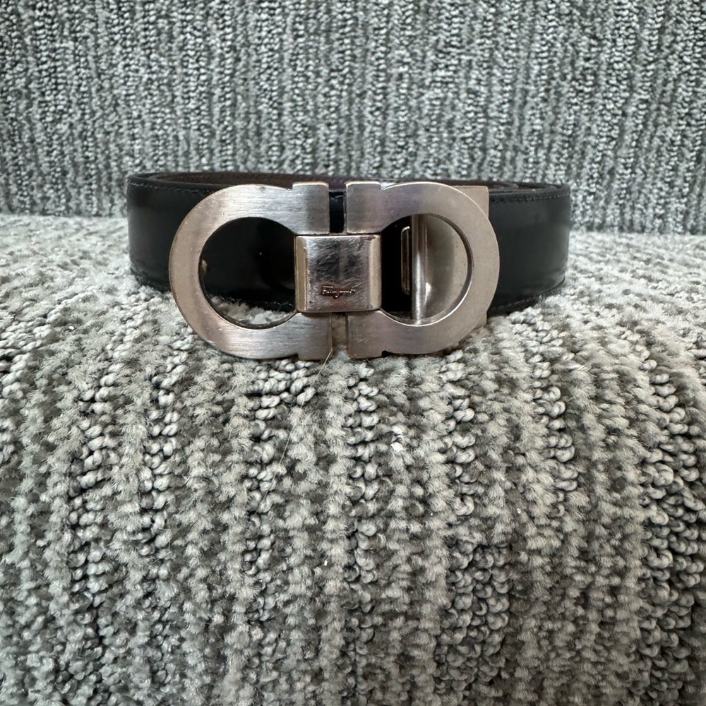 Men’s Salvatore Ferragamo reversible belt